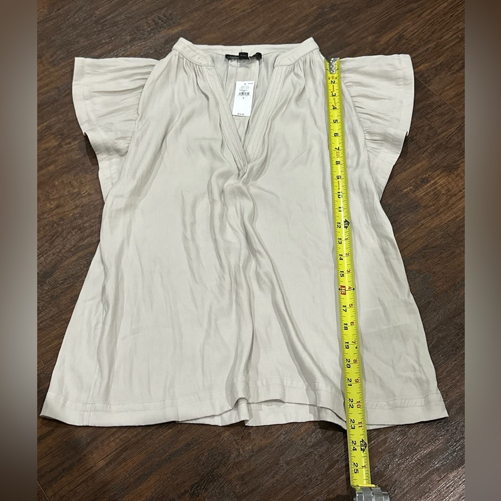 Banana Republic Women's Tan V-Neck Capped Sleeve Top Size S - Picture 11 of 11